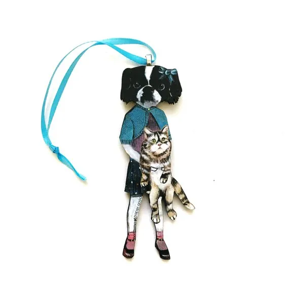 Celebrate Togetherness with a Dog & Cat Christmas Ornament: Eco-Friendly & Handmade