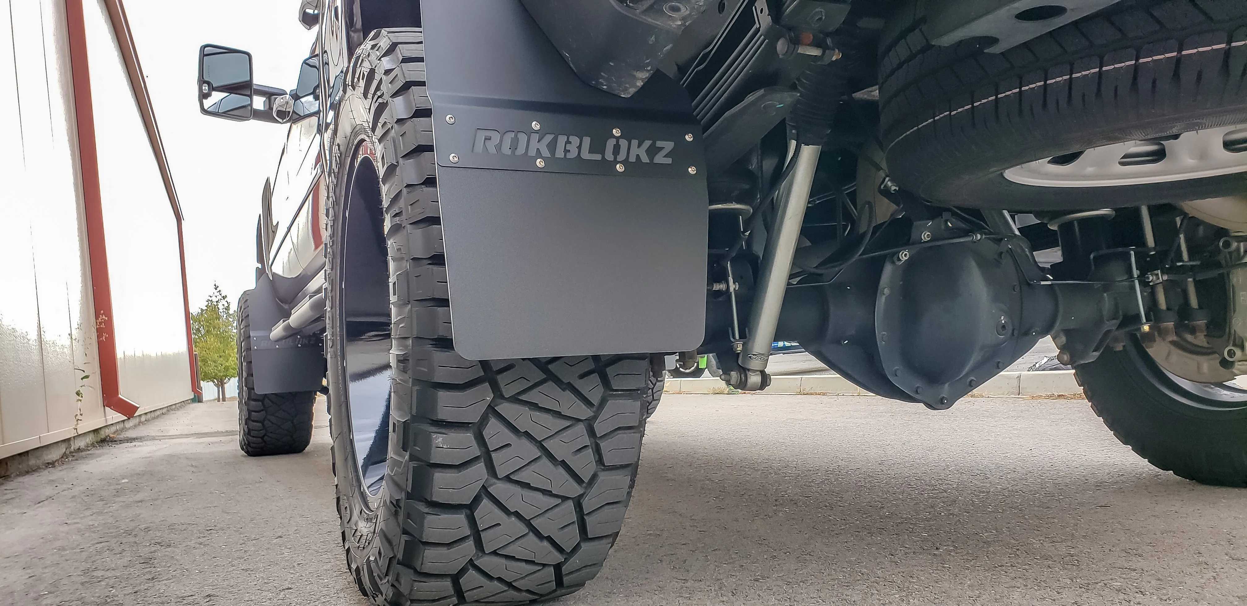 Chevrolet Silverado 1500/2500/3500HD STEP BACK (3rd Gen) 2015-2018 SRW Mud Flaps