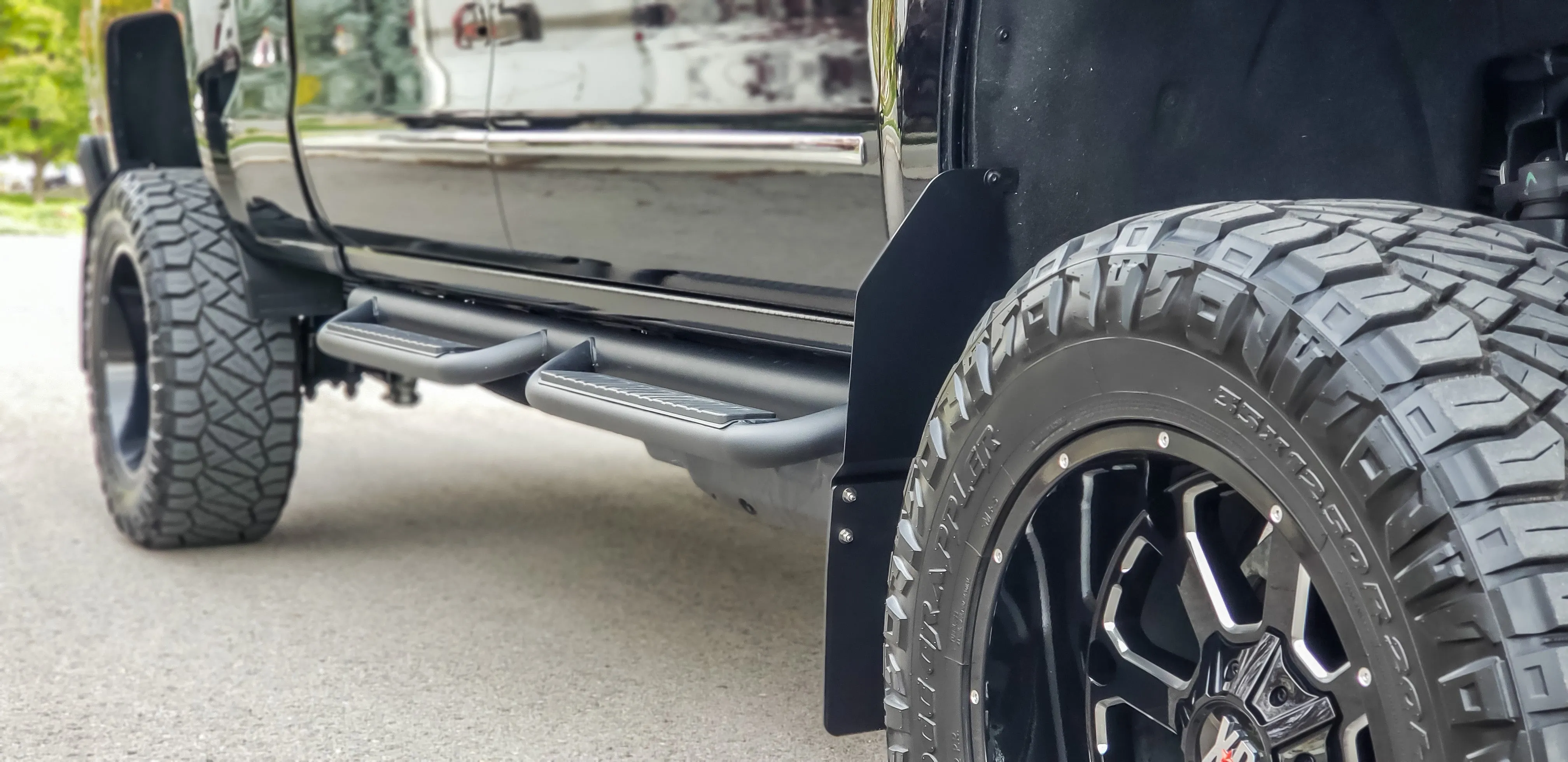 Chevrolet Silverado 1500/2500/3500HD STEP BACK (3rd Gen) 2015-2018 SRW Mud Flaps