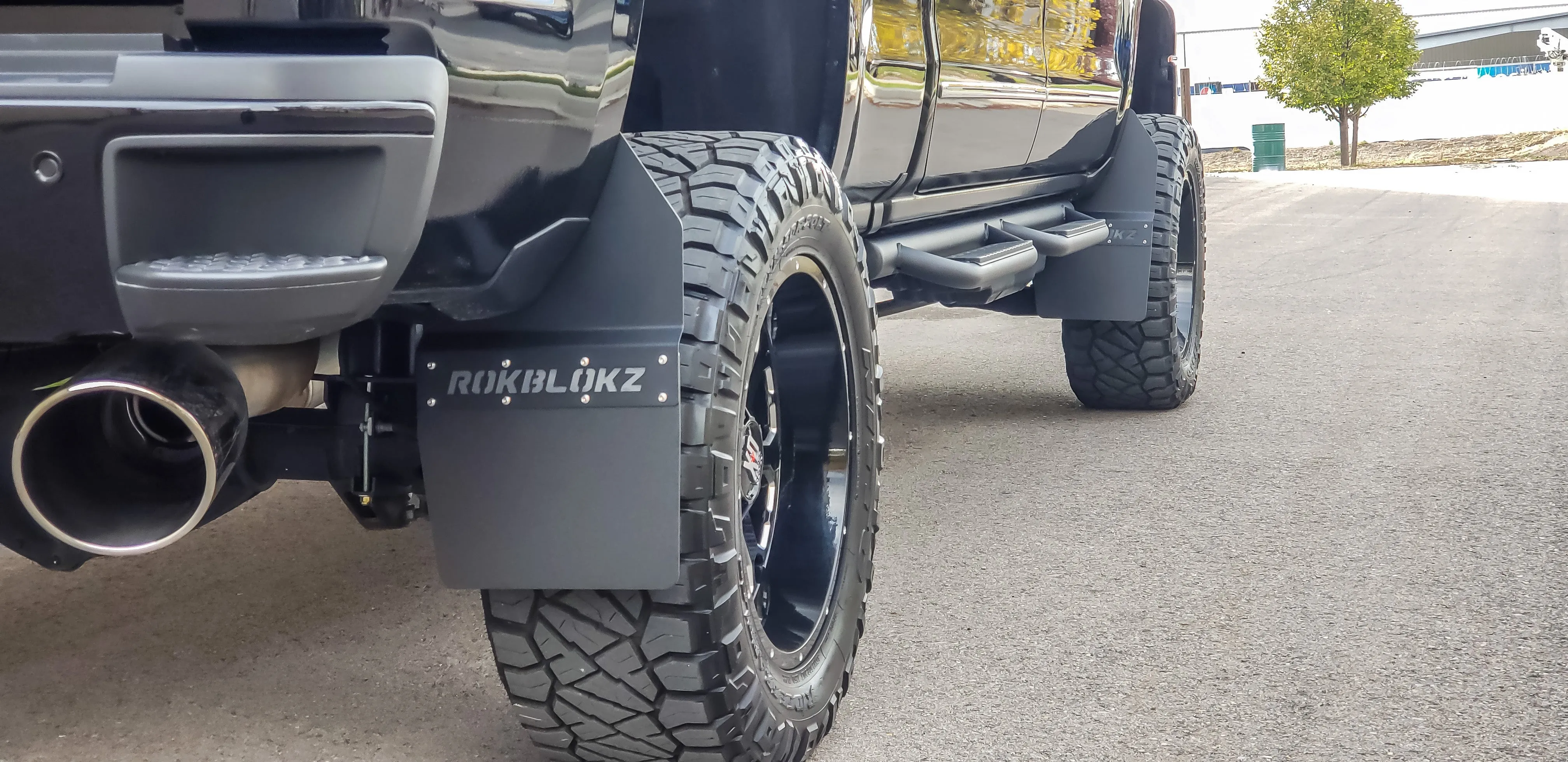 Chevrolet Silverado 1500/2500/3500HD STEP BACK (3rd Gen) 2015-2018 SRW Mud Flaps