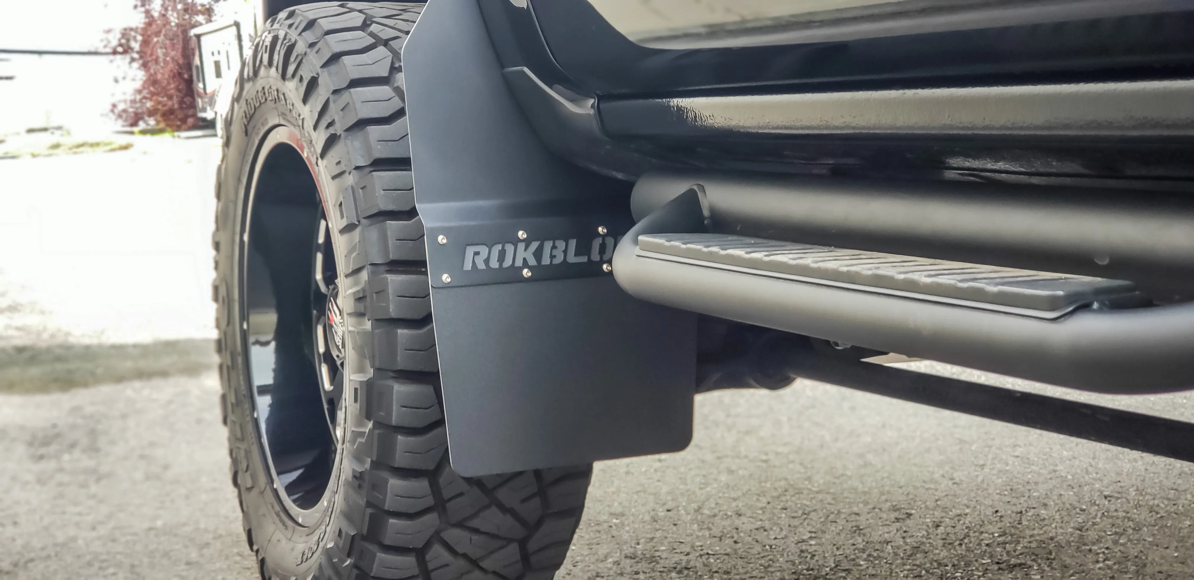 Chevrolet Silverado 1500/2500/3500HD STEP BACK (3rd Gen) 2015-2018 SRW Mud Flaps