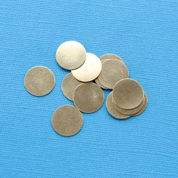 Circle Stamping Blanks - Antique Gold Tone Brass- 16mm - 20 Tags - MT183
