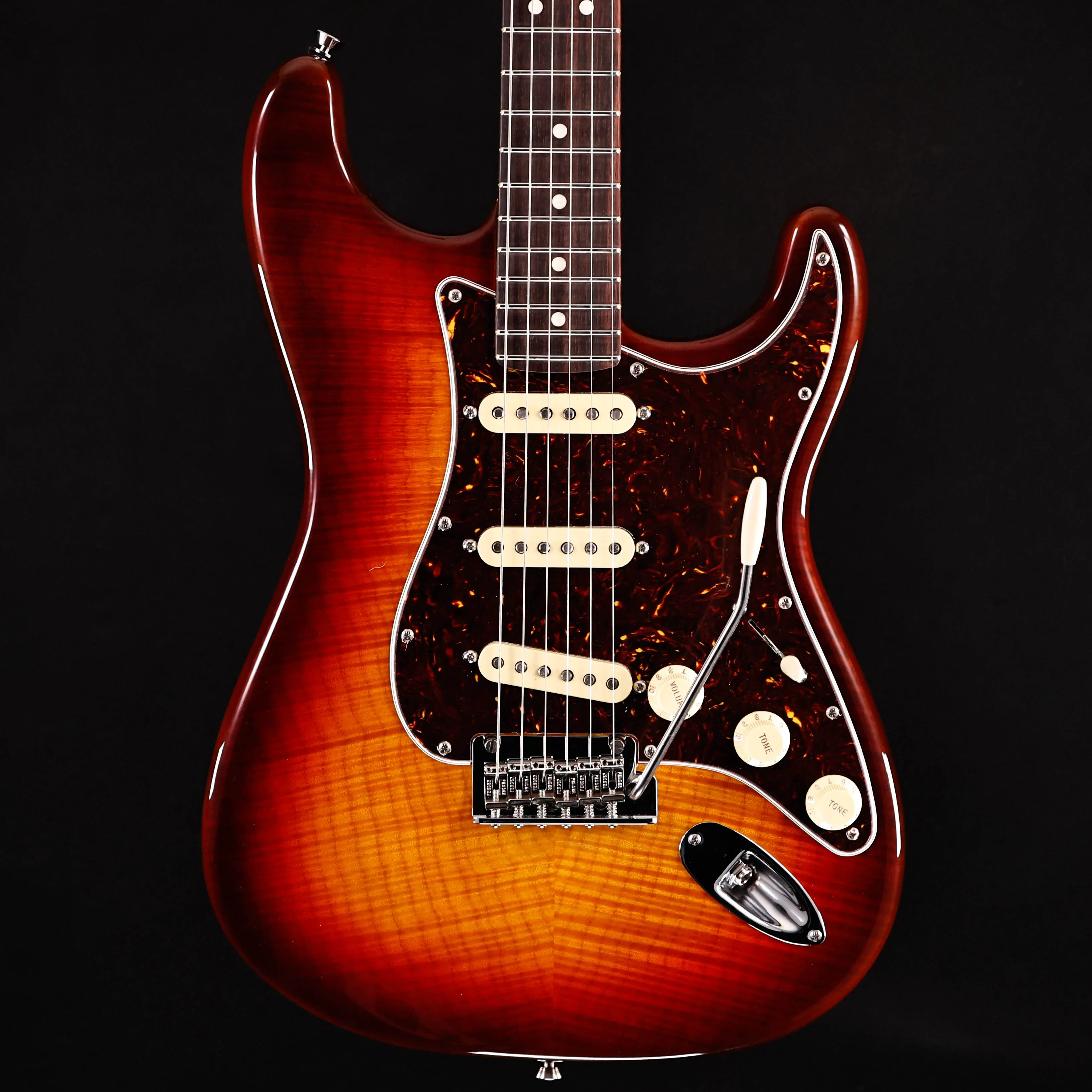 Fender 70th-Anniversary American Professional II Stratocaster, Comet Burst