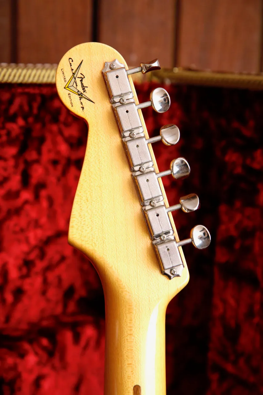 Fender Custom Shop Limited Edition 70th Anniversary 1954 Stratocaster DLX Closet Classic 2-Color Sunburst