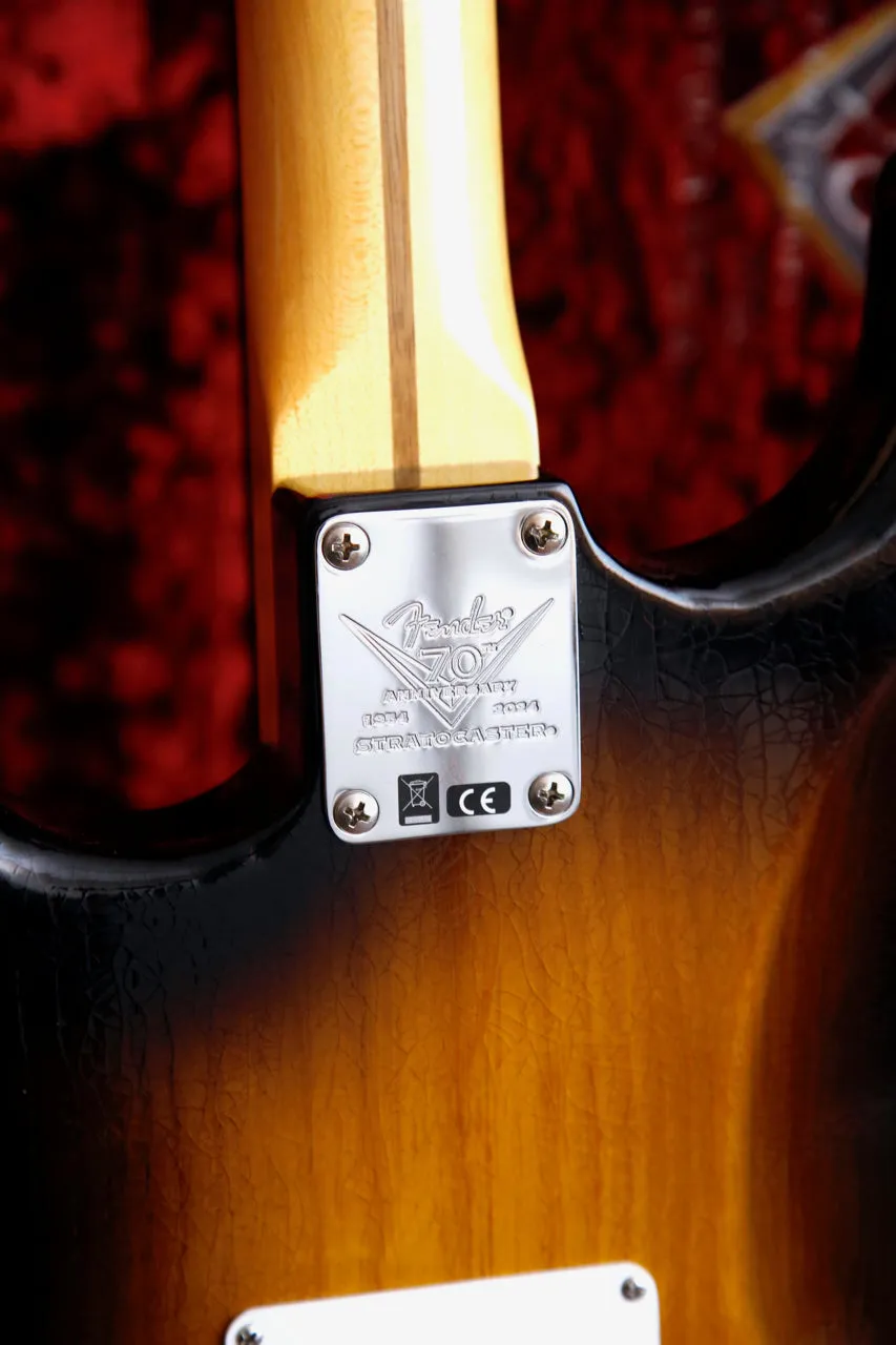 Fender Custom Shop Limited Edition 70th Anniversary 1954 Stratocaster DLX Closet Classic 2-Color Sunburst