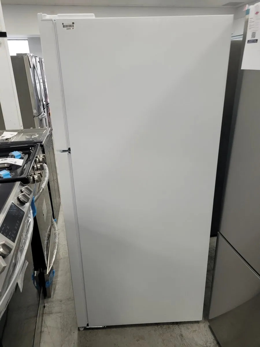 FFHT1822UW - REFRIGERATORS - Frigidaire - Top Freezer - White - Open Box