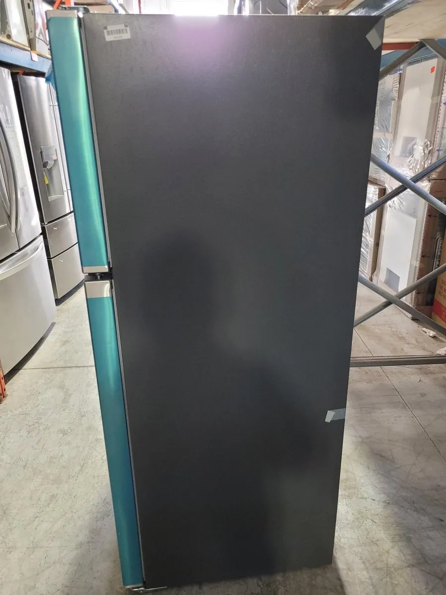 FFHT1835VS - REFRIGERATORS - Frigidaire - Top Freezer - Stainless Steel - Open Box