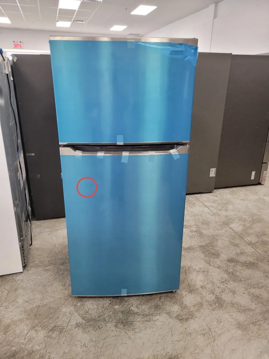 FFHT2045VS - REFRIGERATORS - Frigidaire - Top Freezer - Stainless Steel - Open Box