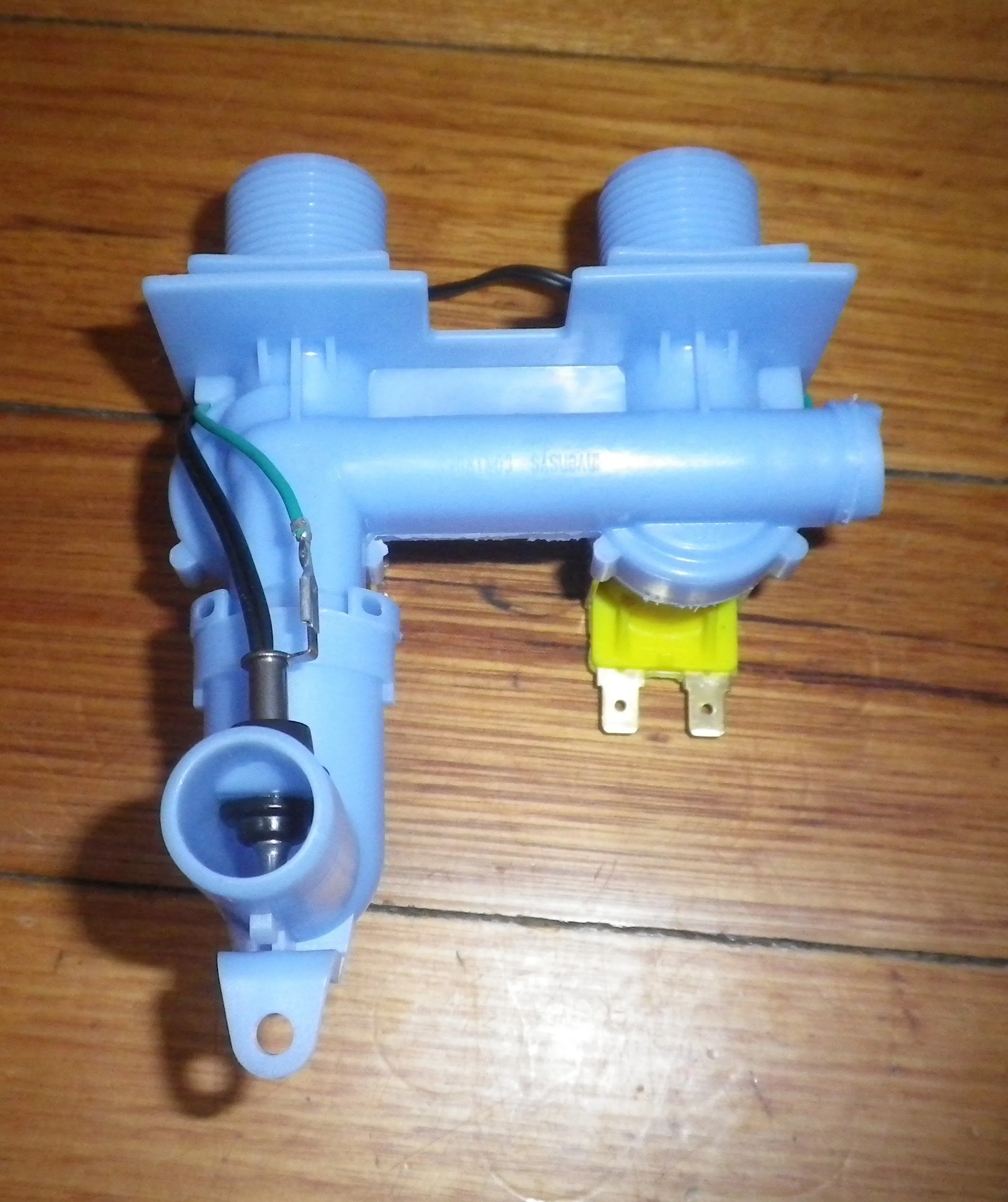 Fisher & Paykel 24Volt GW/IW Dual Blue Inlet Valve with Temp Sensor - Part # FP429657P