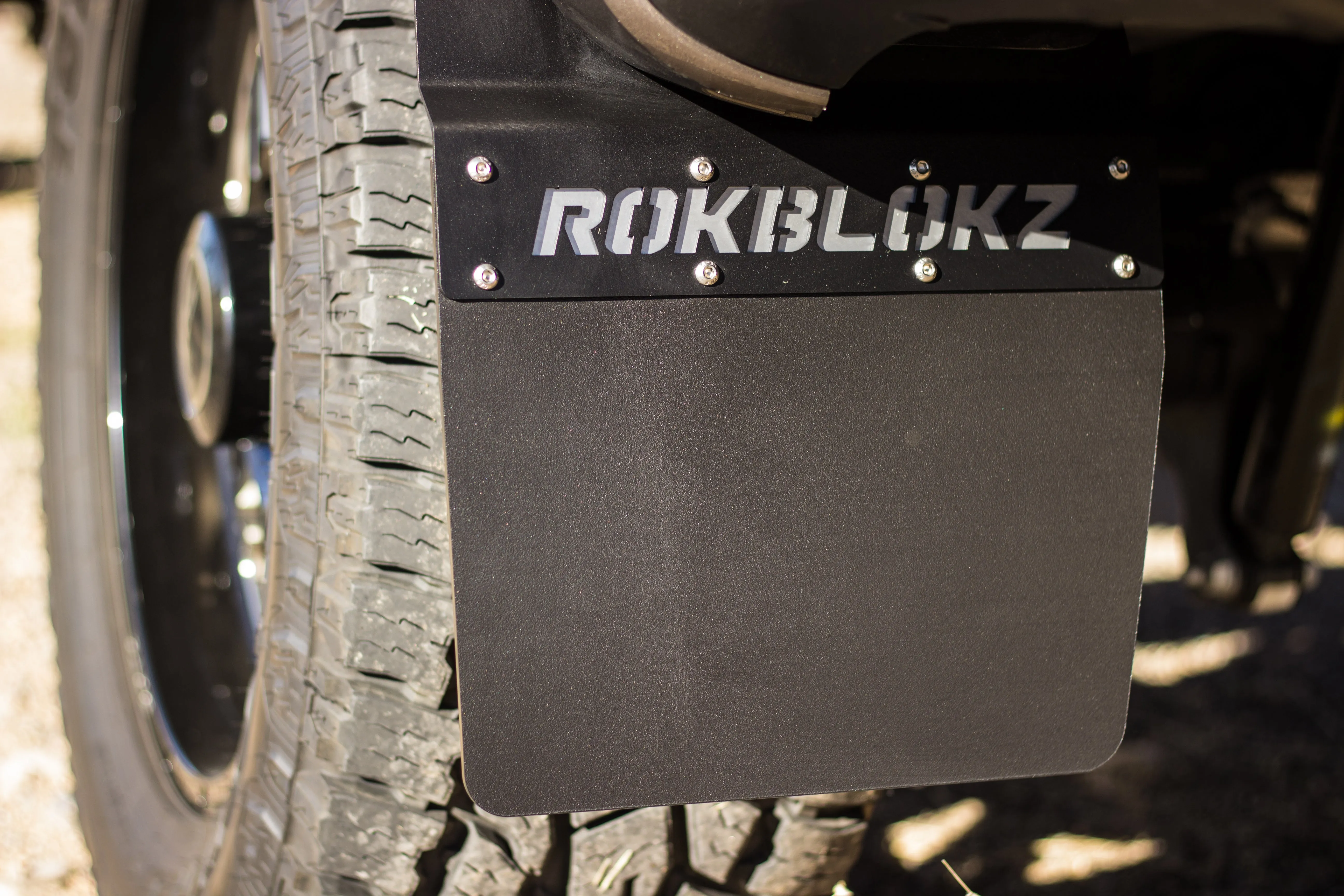 Ford F-250 F-350 SUPER DUTY SRW STEP BACK 2017  Mud Flaps