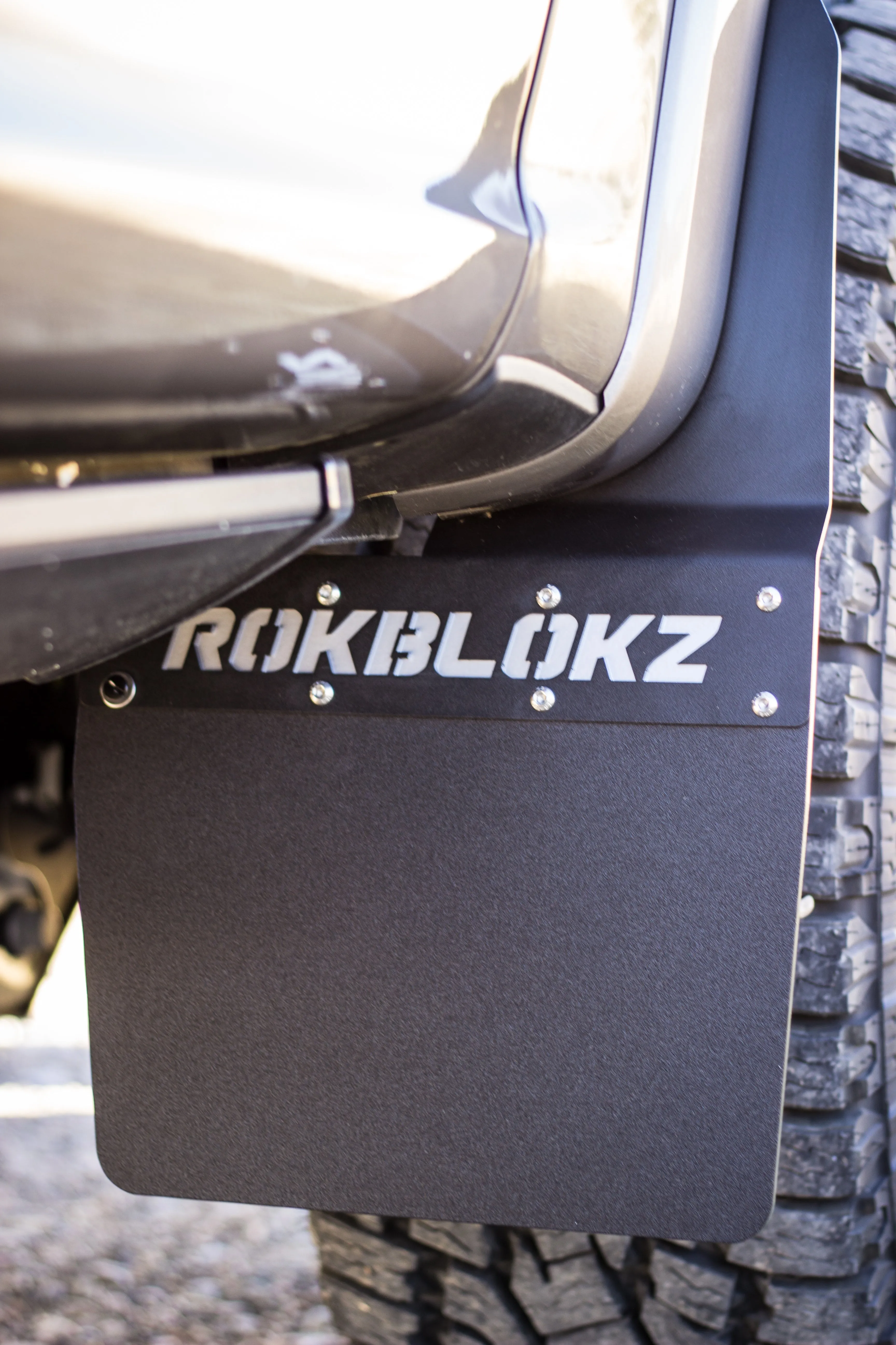 Ford F-250 F-350 SUPER DUTY SRW STEP BACK 2017  Mud Flaps
