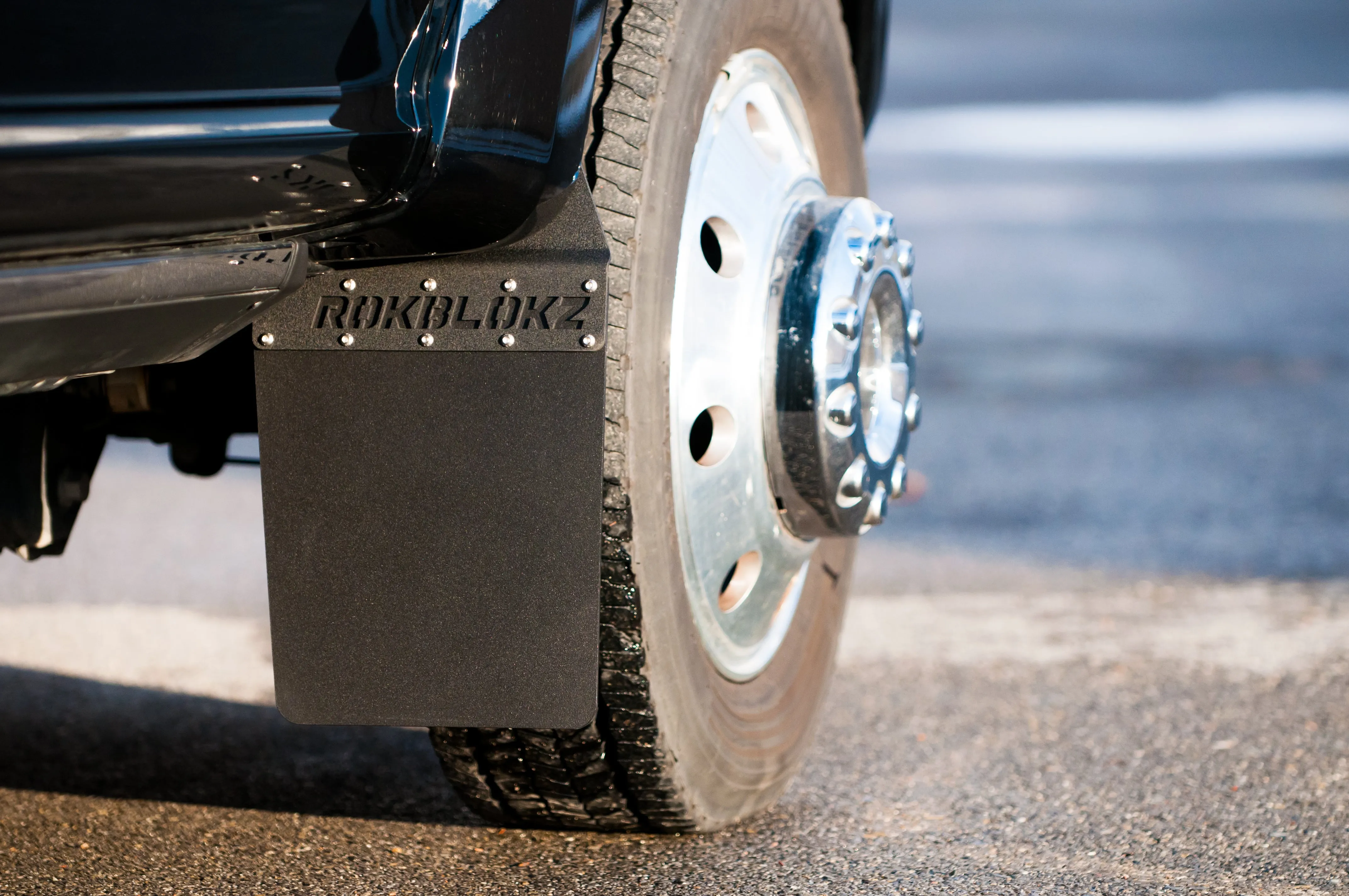Ford F-450 SUPER DUTY DRW (Dually) 2017-2022 Mud Flaps - FRONT ONLY