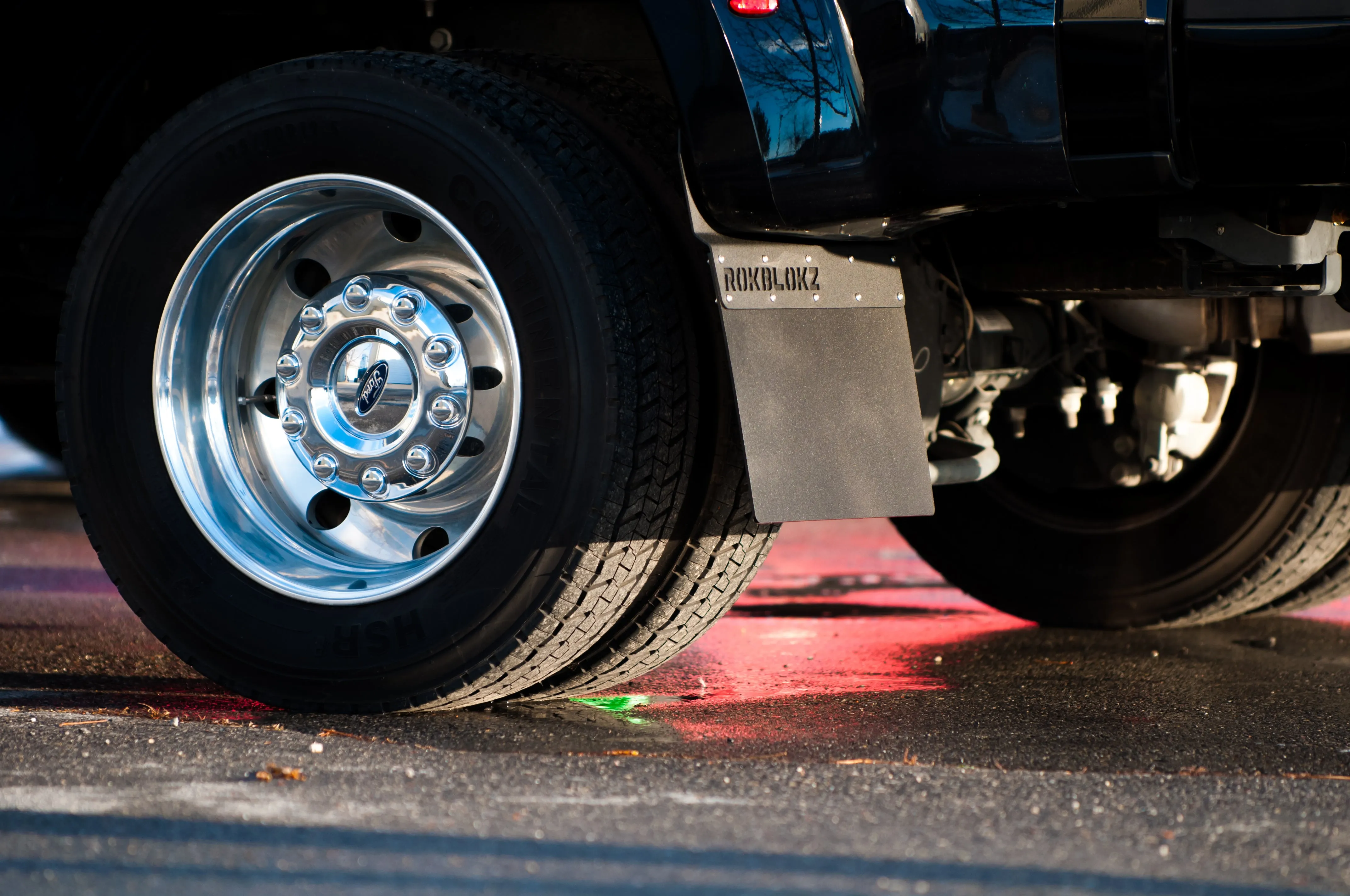 Ford F-450 SUPER DUTY DRW (Dually) 2017  Mud Flaps
