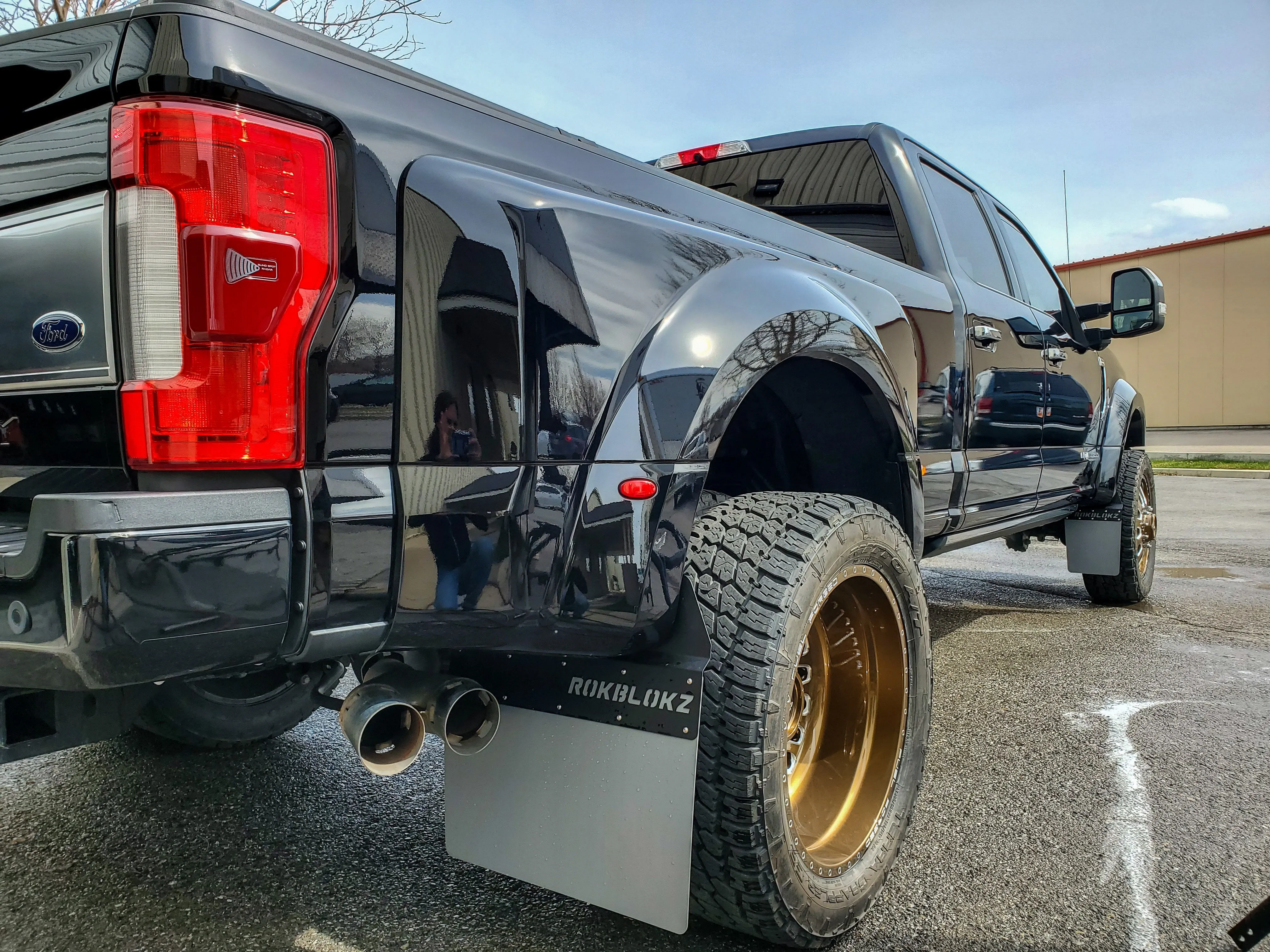 Ford F-450 SUPER DUTY DRW (Dually) 2017  Mud Flaps