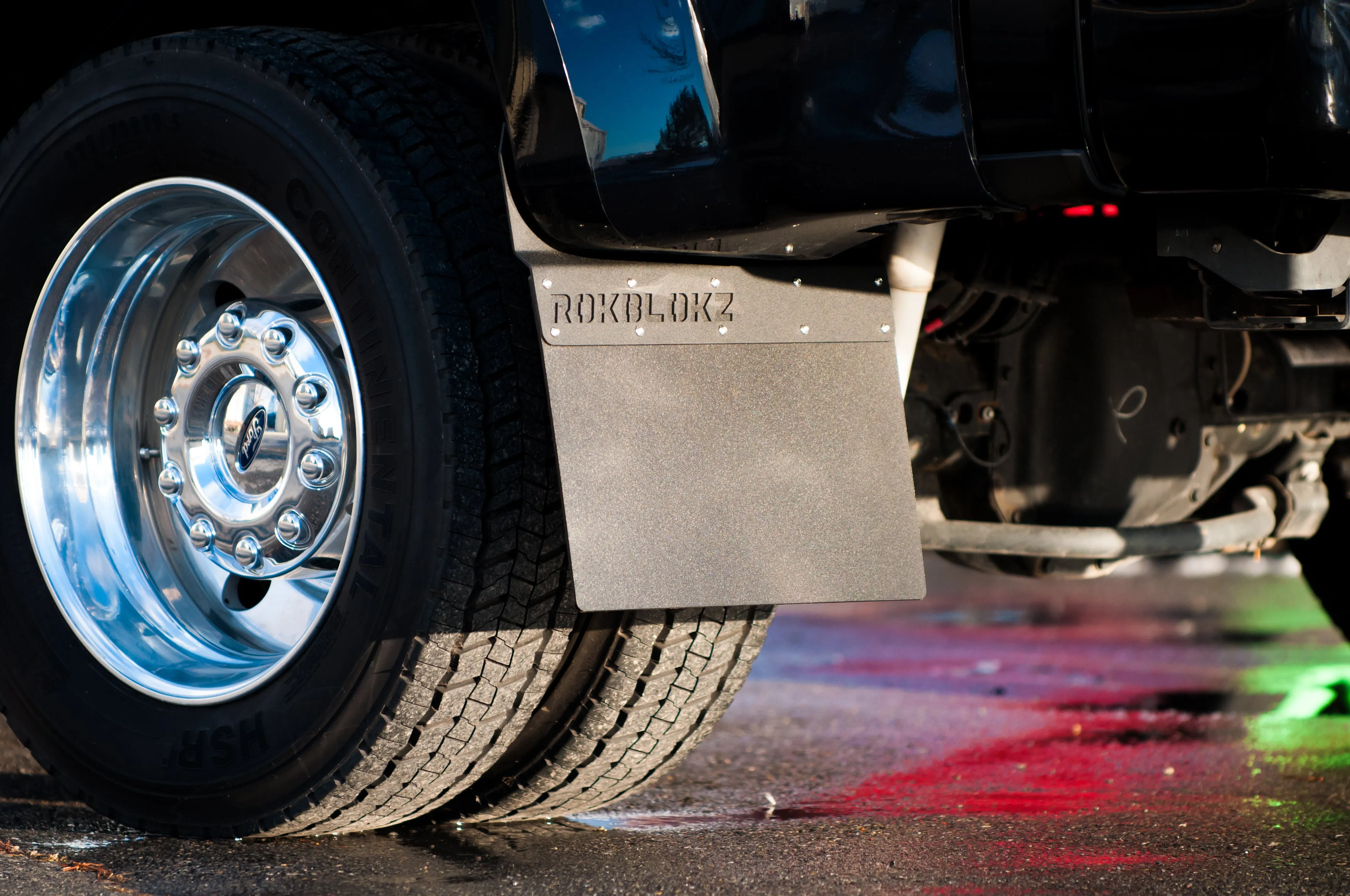 Ford F-450 SUPER DUTY DRW (Dually) 2017  Mud Flaps