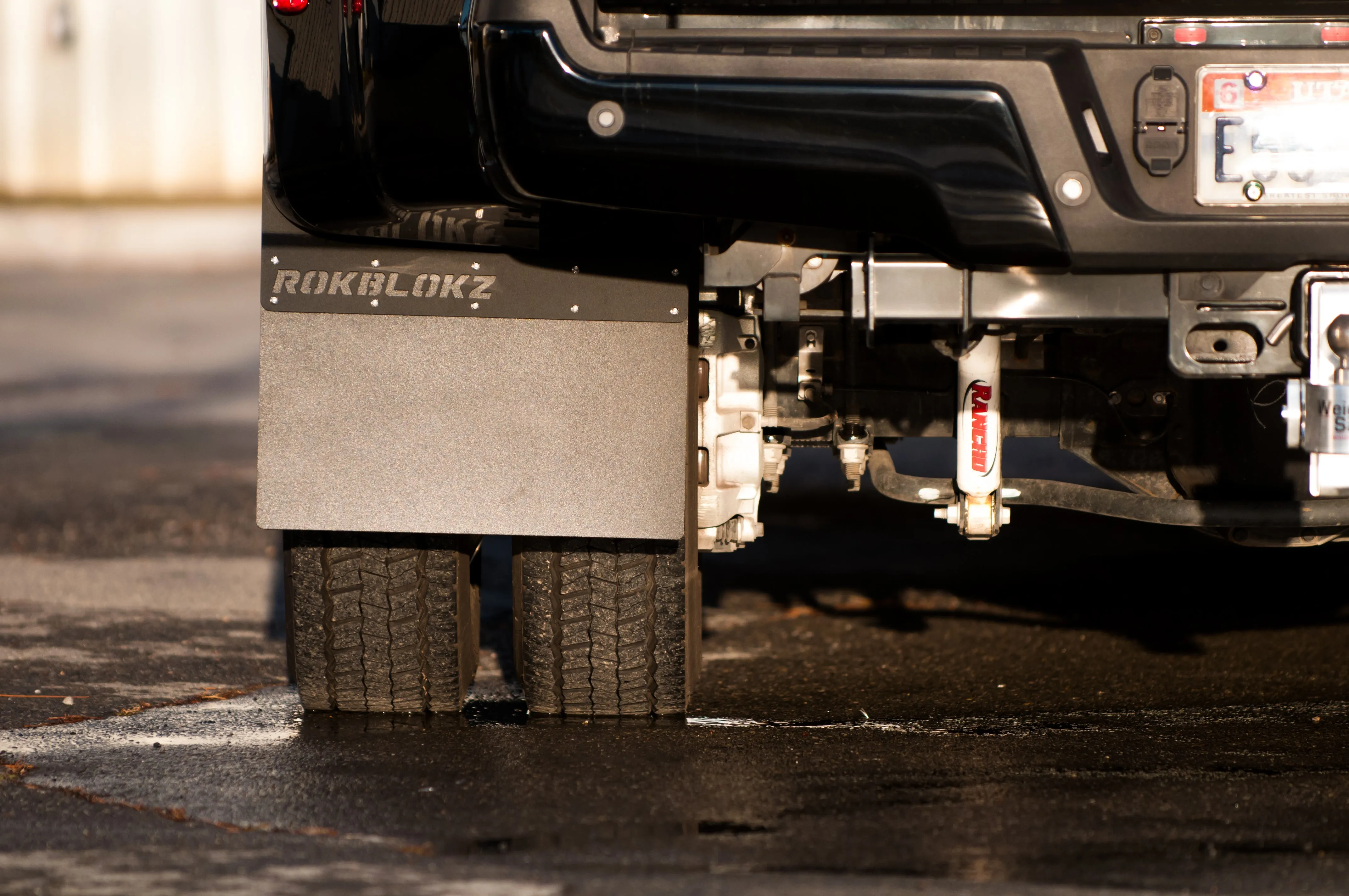 Ford F-450 SUPER DUTY DRW (Dually) 2017  Mud Flaps