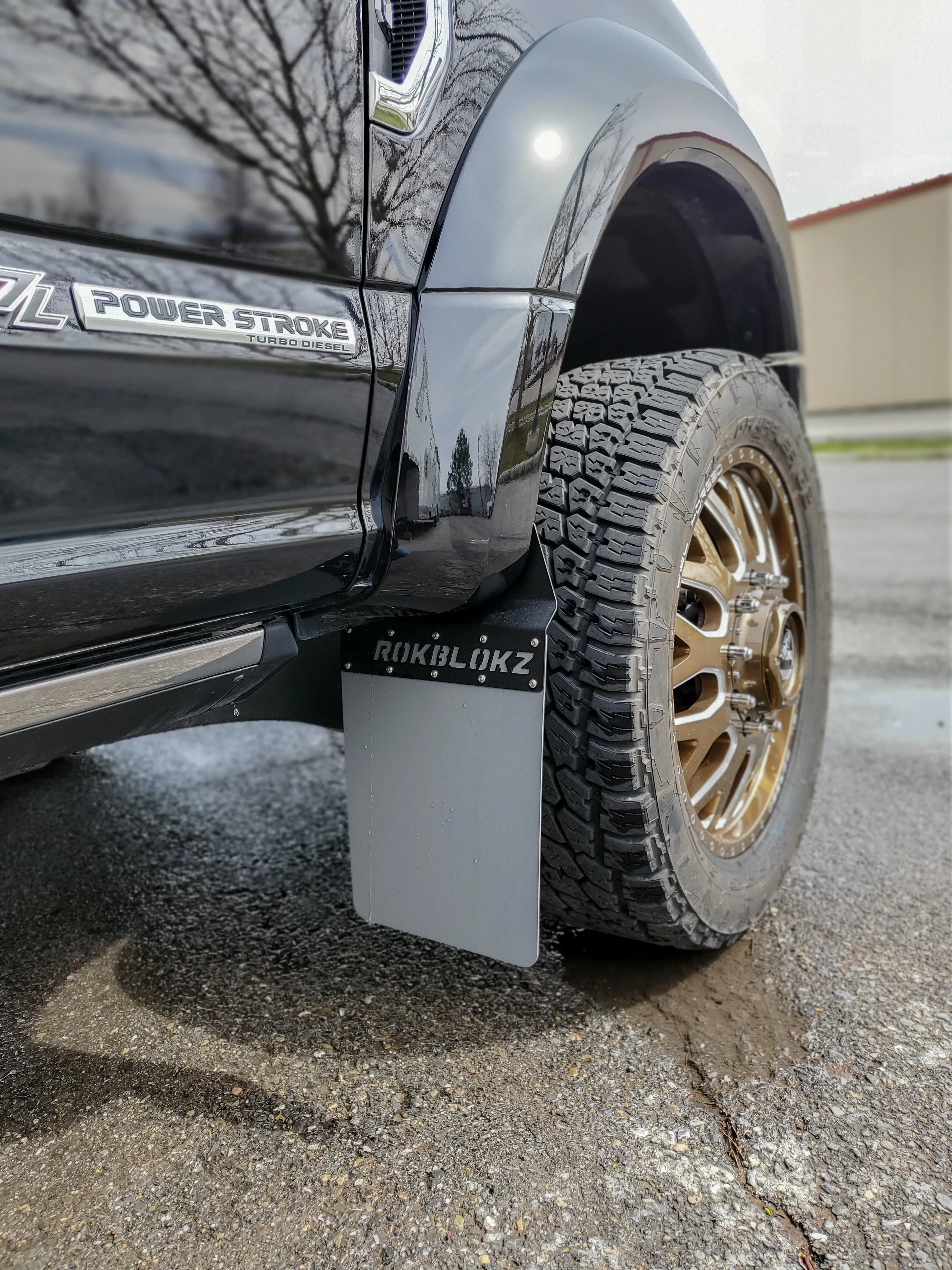 Ford F-450 SUPER DUTY DRW (Dually) 2017  Mud Flaps