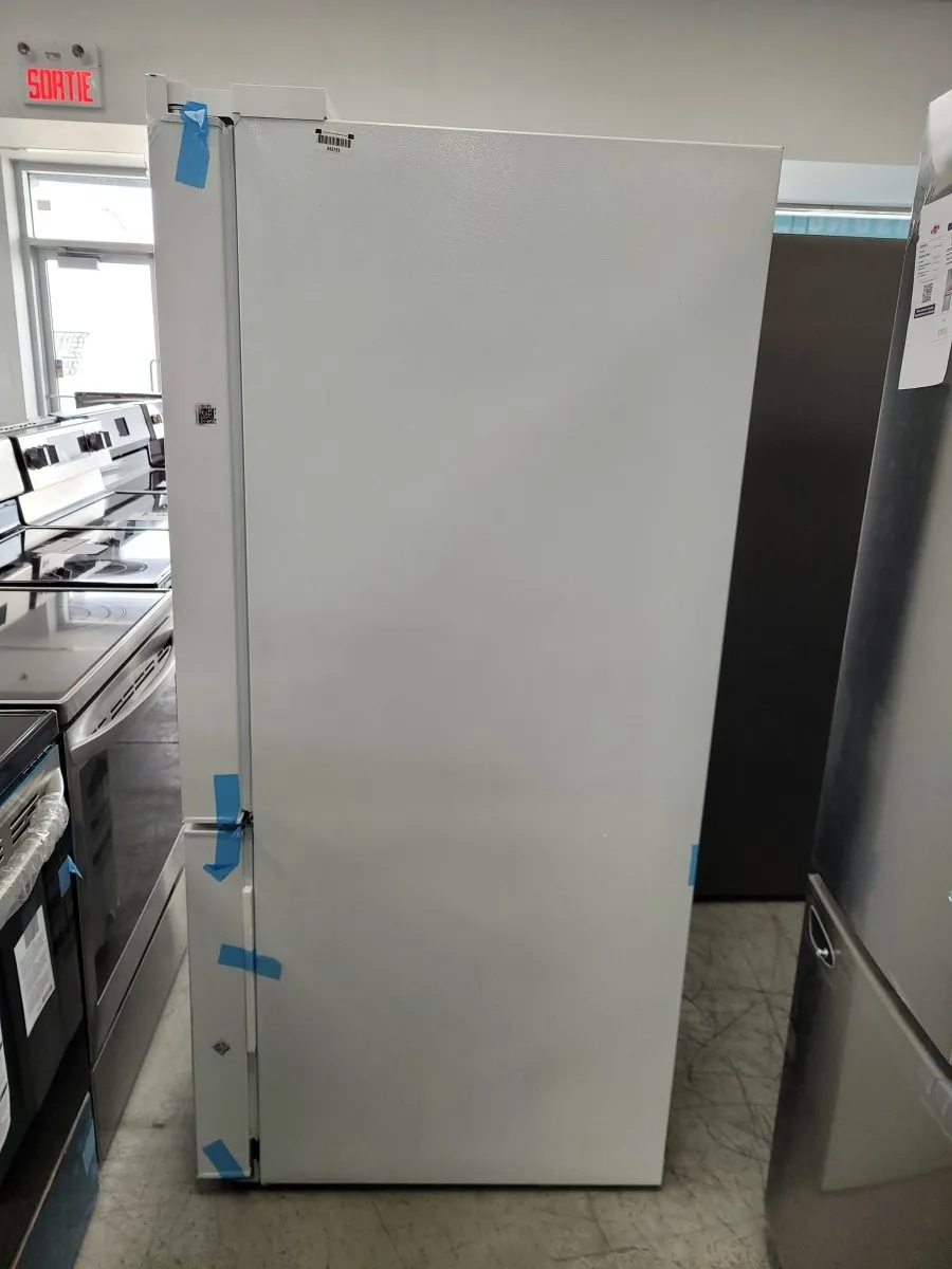 FRFS2823AW - REFRIGERATORS - Frigidaire - French 3-Door - White - Open Box