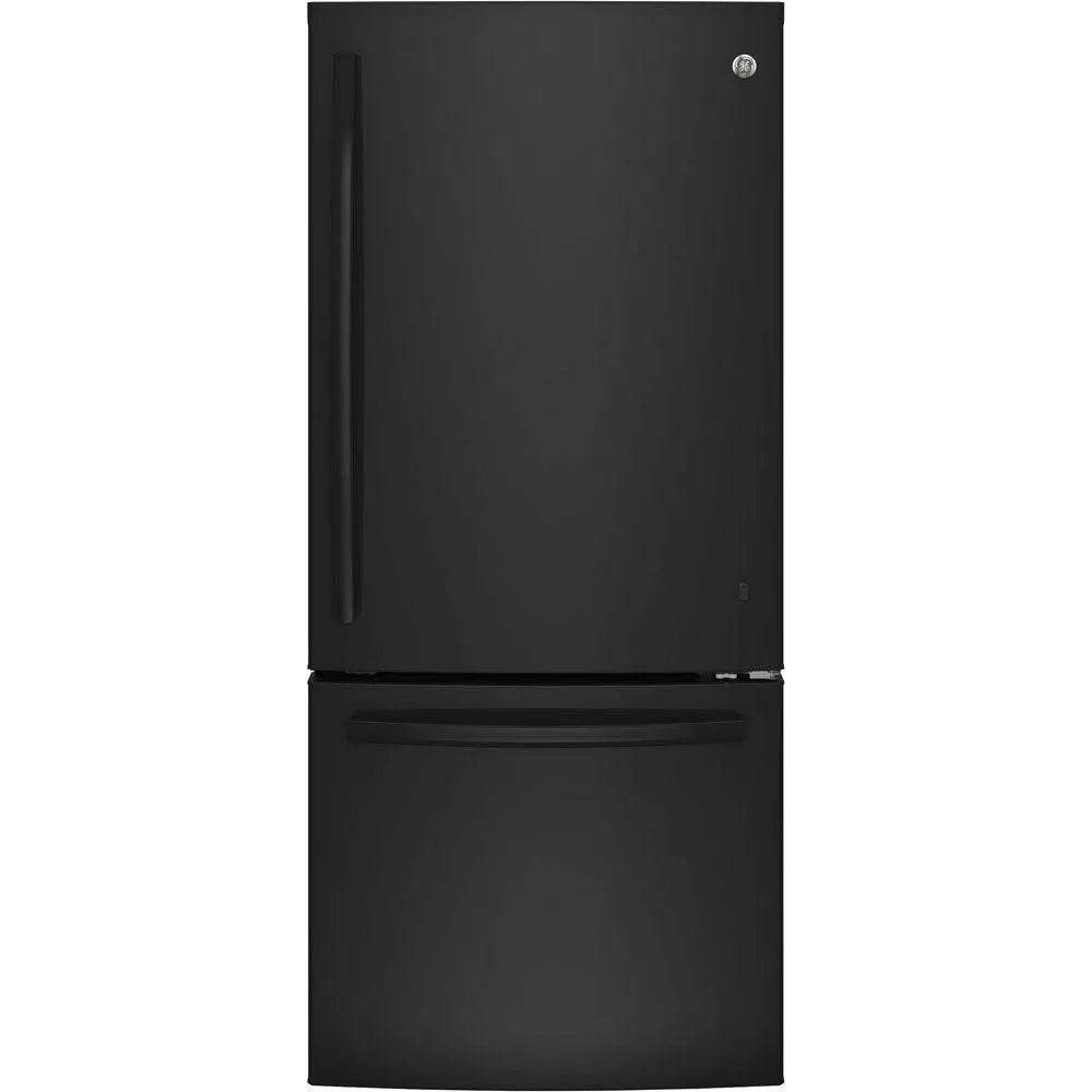 GBE21AGKBB - REFRIGERATORS - GE - Bottom Freezer - Black - Open Box