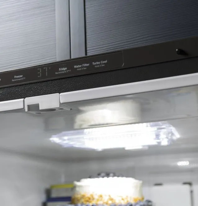 GDE21EYKFS - REFRIGERATORS - GE - Bottom Freezer - Stainless Steel - Open Box