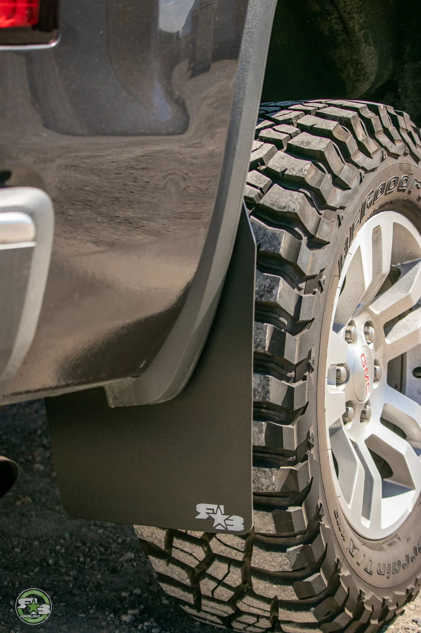 GMC Sierra 1500/2500/3500 HD 2015-2019 Mud Flaps
