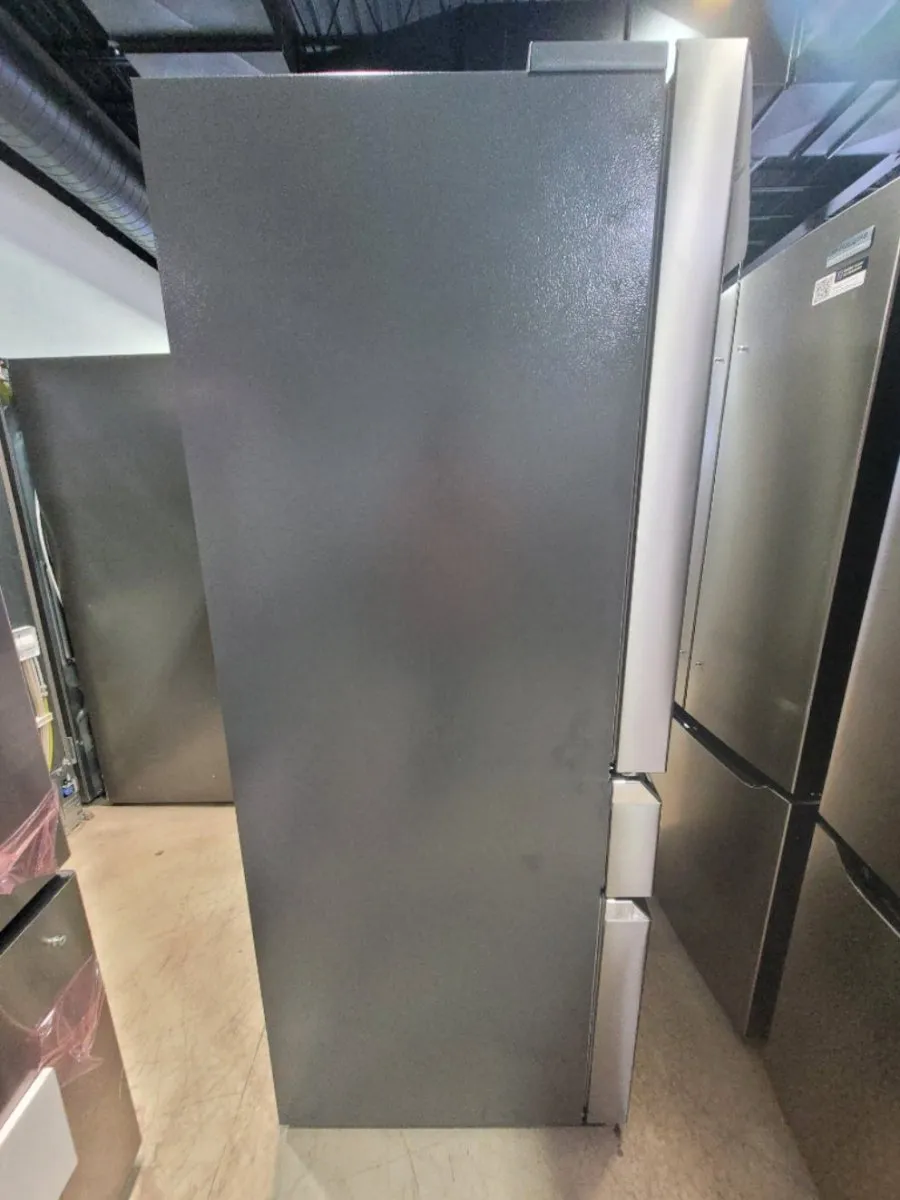 GRMC2273CF - REFRIGERATORS - Frigidaire Gallery - French 4-Door - Stainless Steel - Open Box