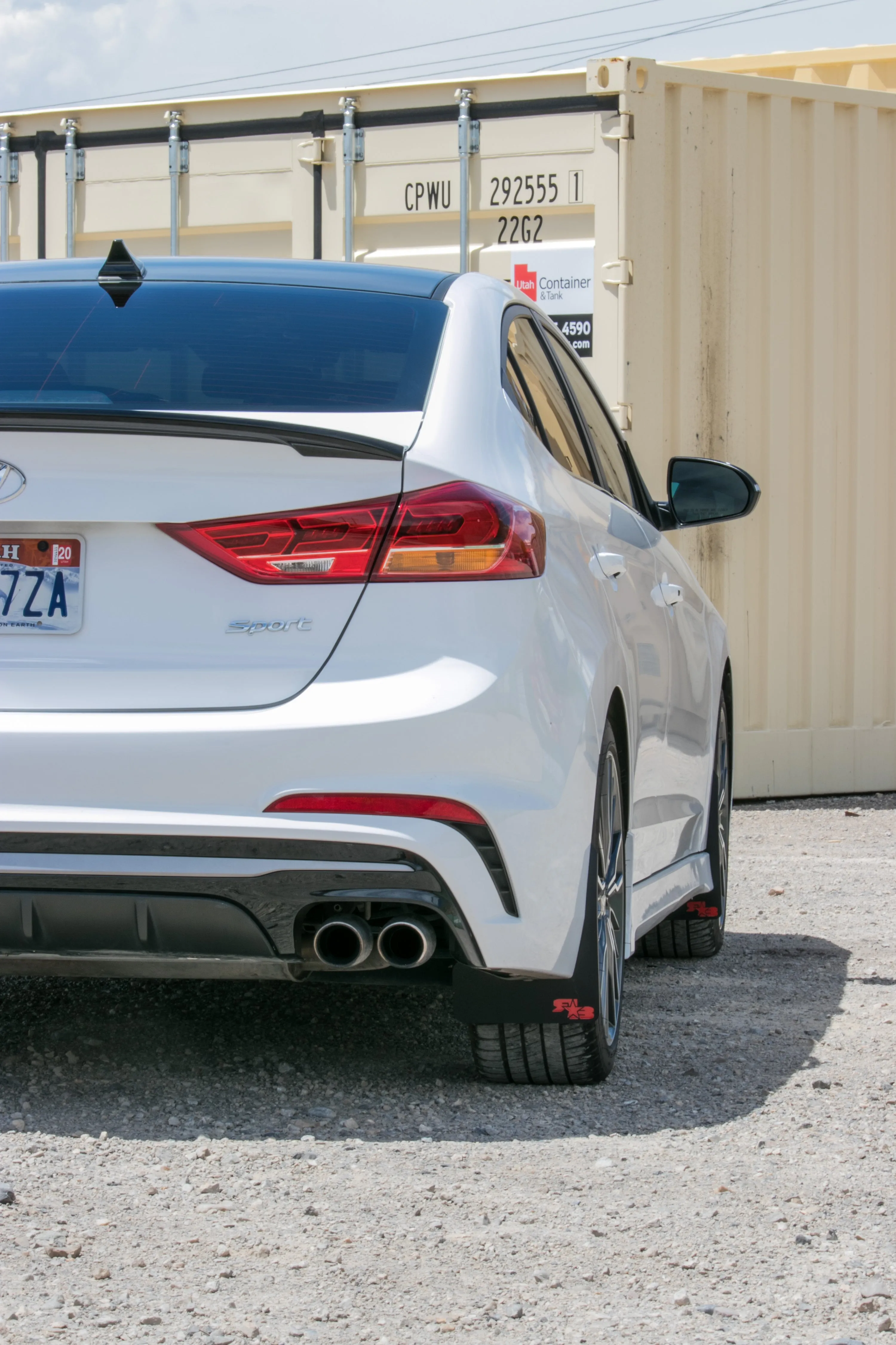 Hyundai Elantra Sport Sedan 2017-2018 Mud Flaps