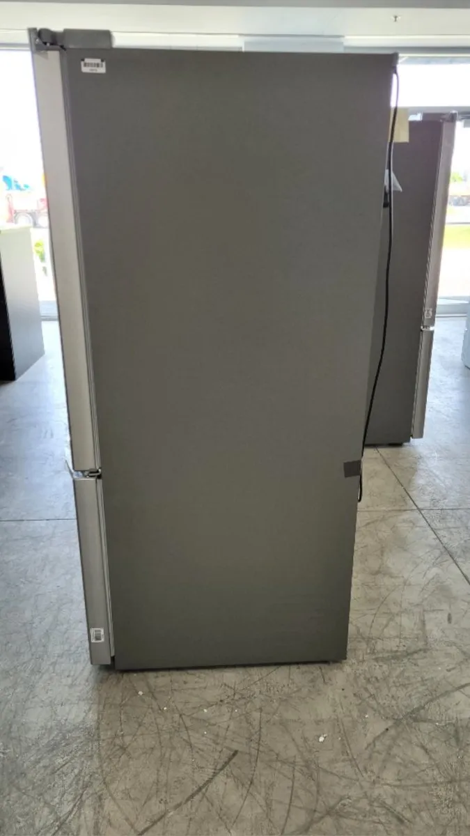LRFNS2503S - REFRIGERATORS - LG - French 3-Door - Stainless Steel - Open Box