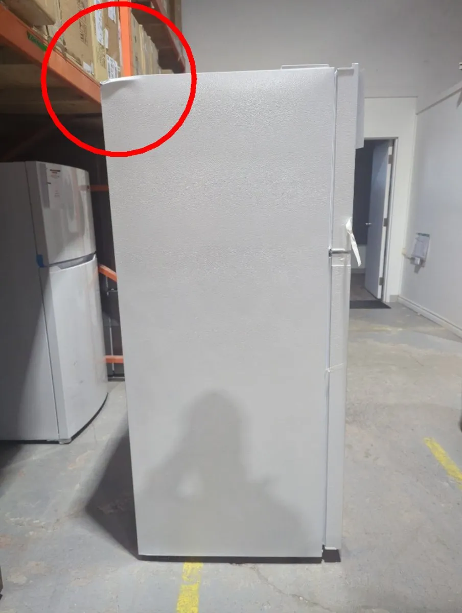 MRT18S2AWW - REFRIGERATORS - Midea - Top Freezer - White - Open Box
