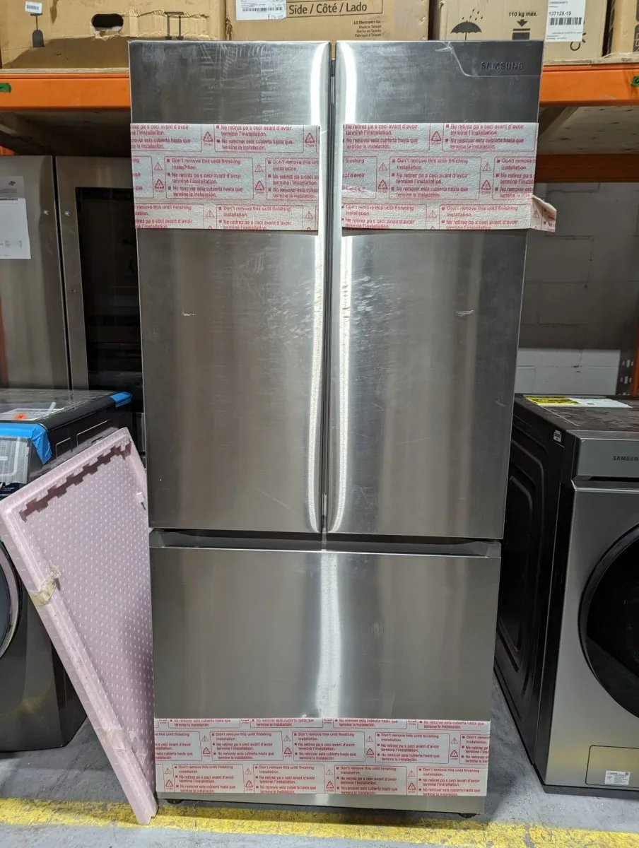 RF25C5151SR - REFRIGERATORS - Samsung - French 3-Door - Stainless Steel - Open Box