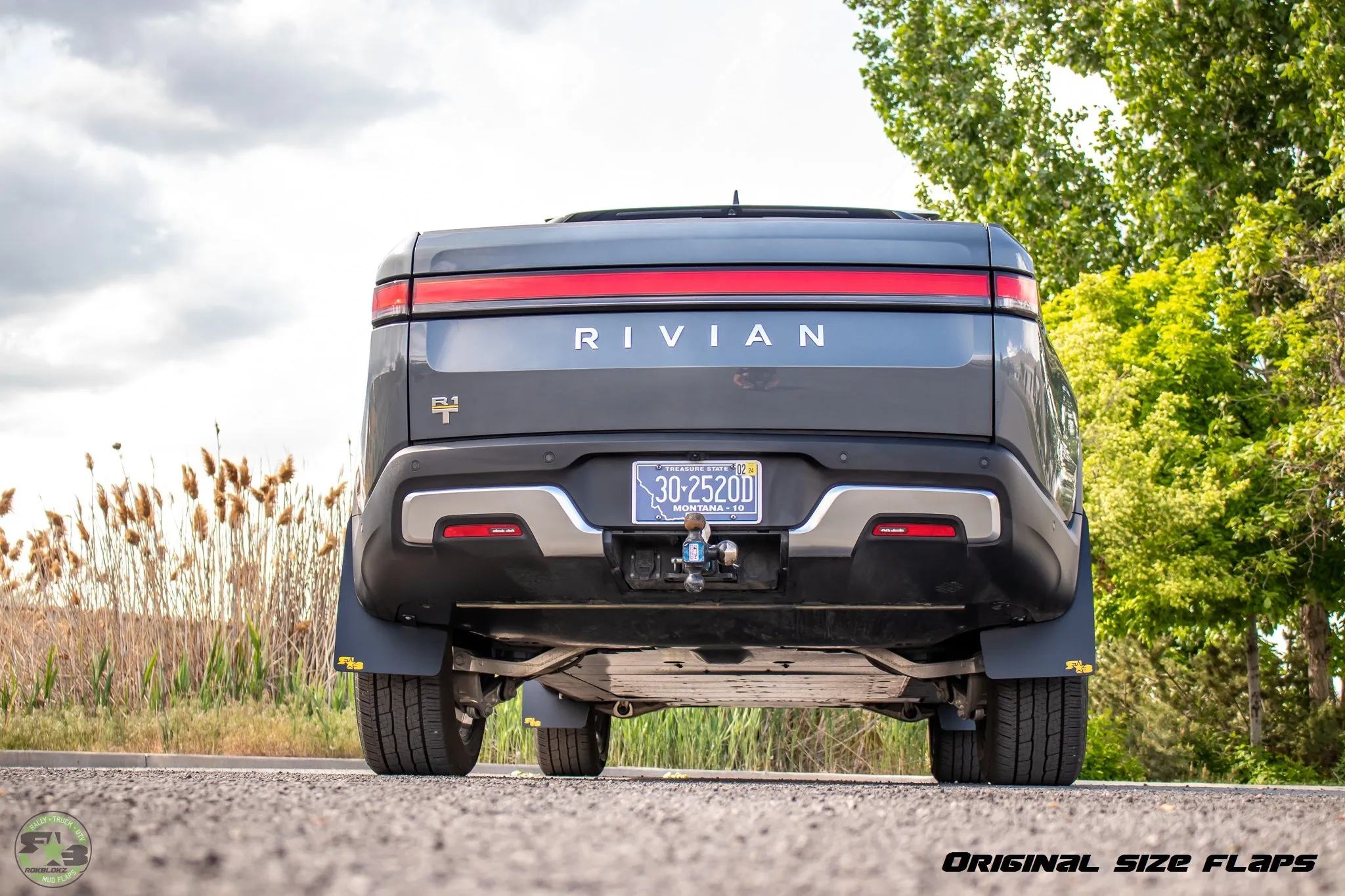 Rivian R1T 2022  Mud Flaps