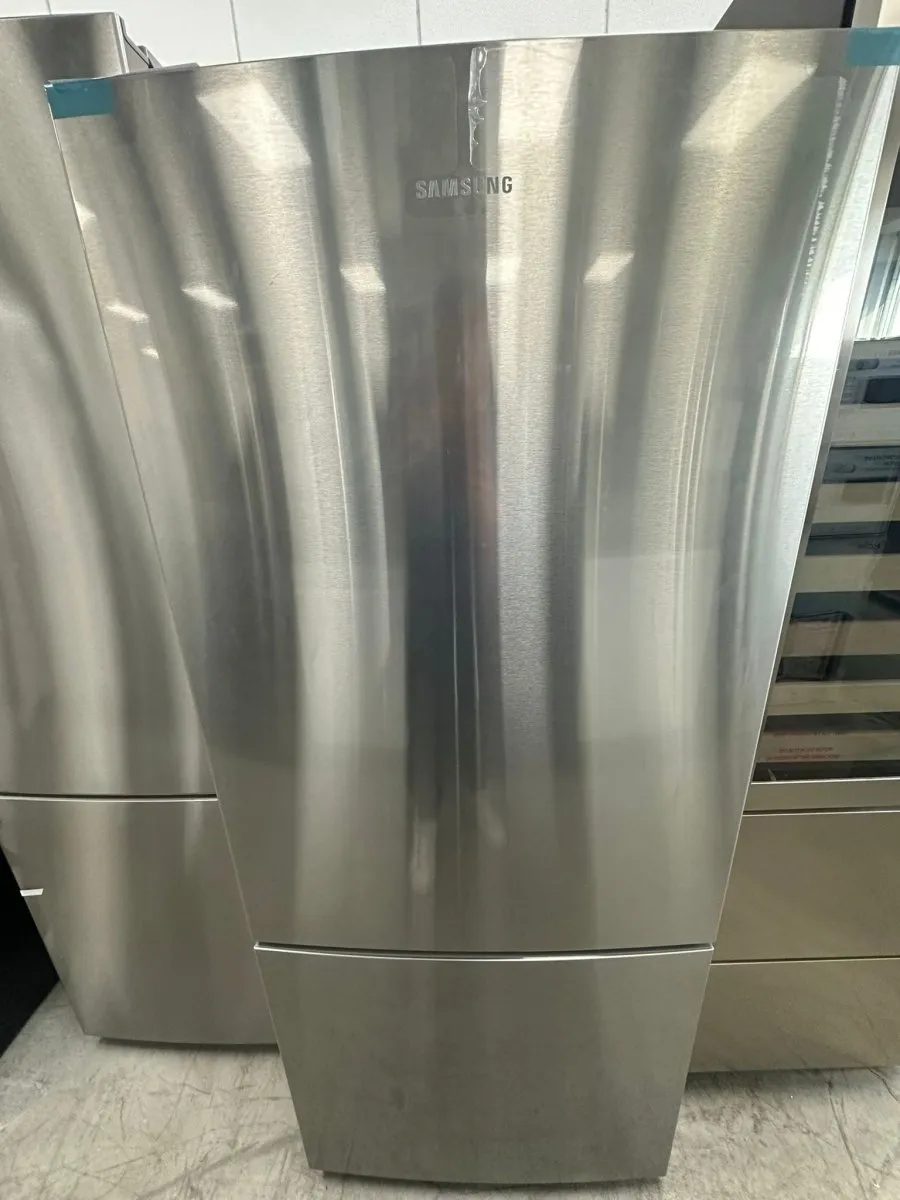 RL1505SBASR - REFRIGERATORS - Samsung - Bottom Freezer - Stainless Steel - Open Box