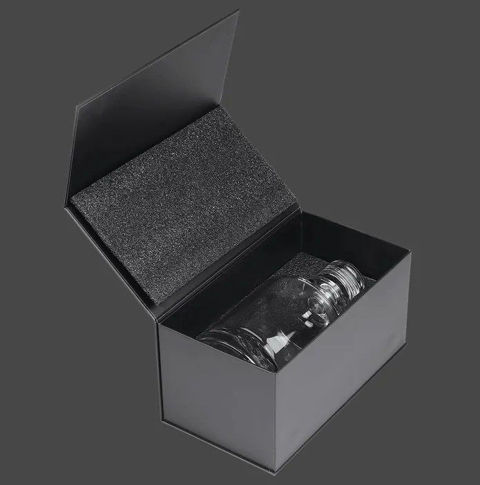 Round Glass Whiskey Decanter  in Gift Box