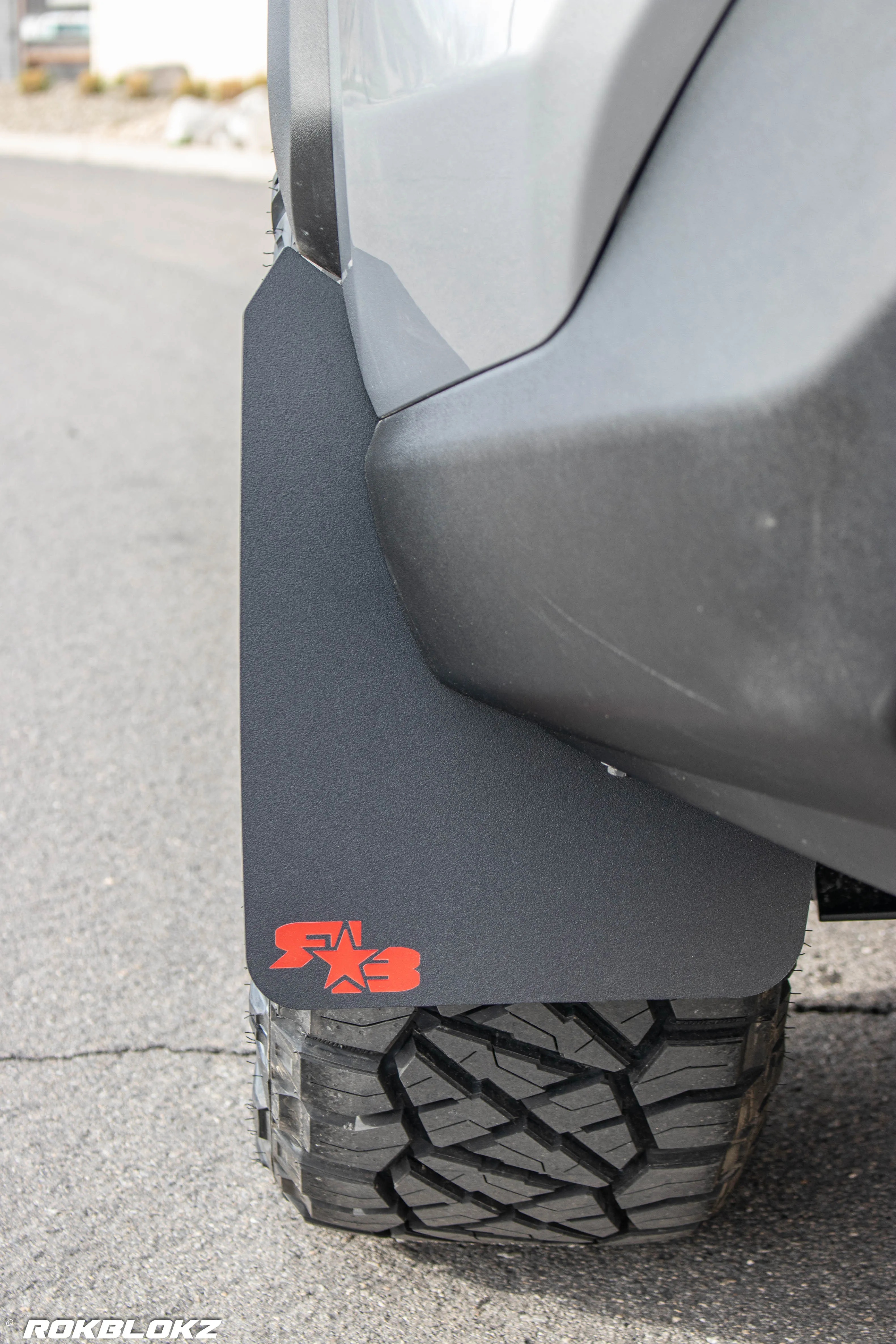 Toyota RAV4 (5th Gen) LE, XLE, LIMITED, Hybrid 2019  Mud Flaps