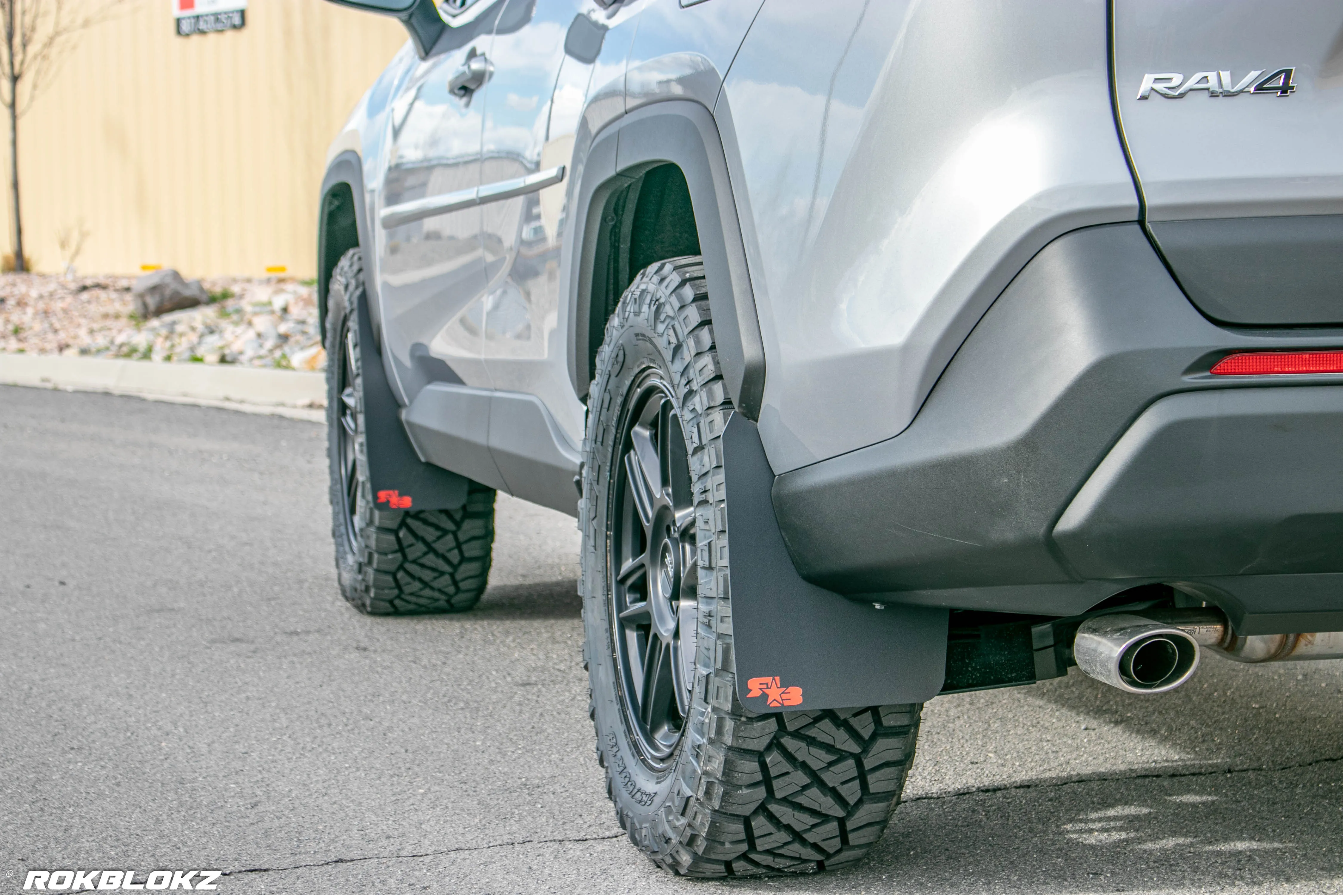 Toyota RAV4 (5th Gen) LE, XLE, LIMITED, Hybrid 2019  Mud Flaps